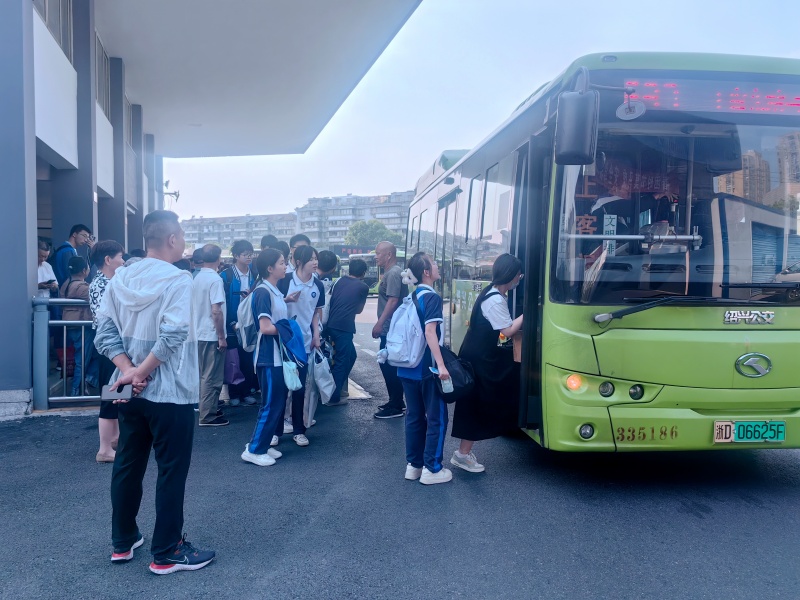 1748938772239031.jpg 上虞乘客 (2).jpg