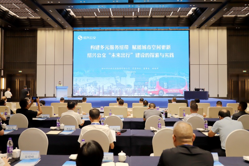 1755133786514570.jpg 尉丽君 (2).JPG
