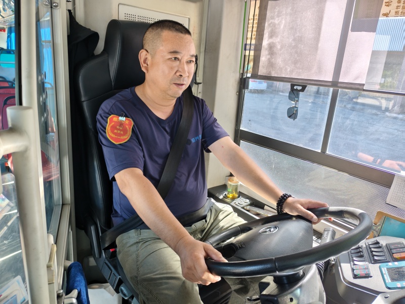 陈中介1.jpg